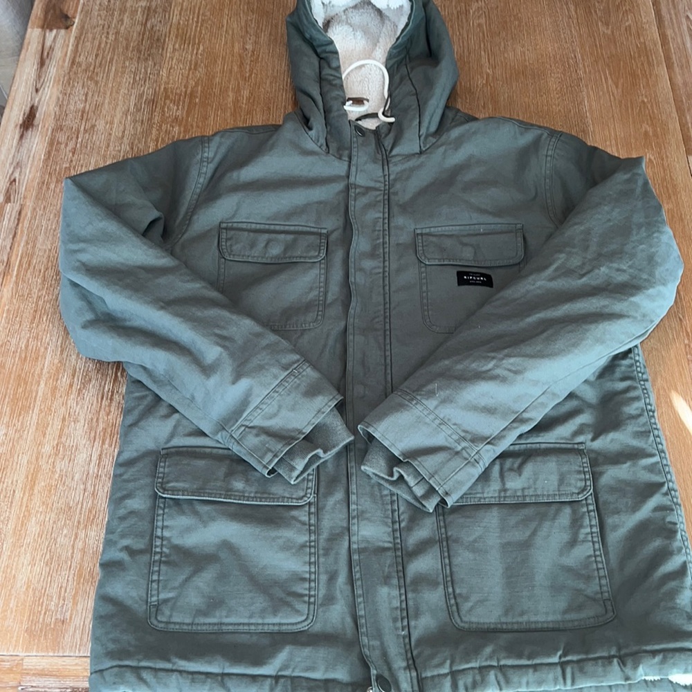 Rip curl green sherpa lined jacket. Size L. NWOT.